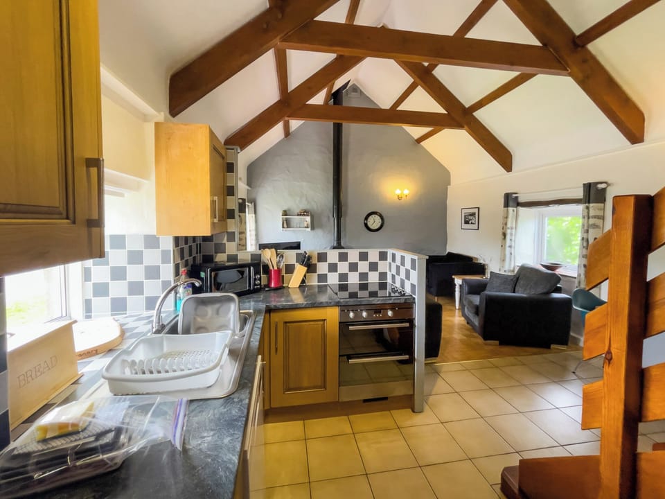 Open plan living space | Granary - Canllefaes Cottages, Penparc