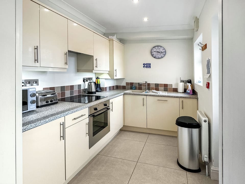 Kitchen | Apartment 1 - Wow Holidays, Woolacombe