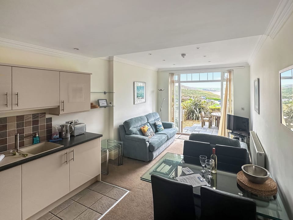 Open plan living space | Apartment 3 - Wow Holidays, Woolacombe