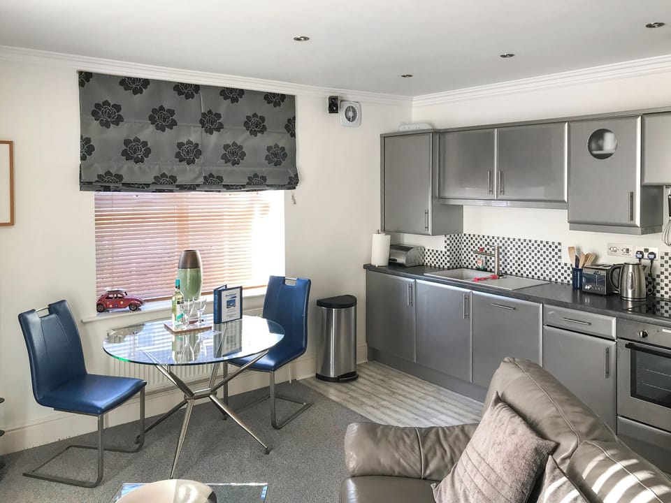 Open plan living space | The Honeymoon Suite - Wow Holidays, Woolacombe