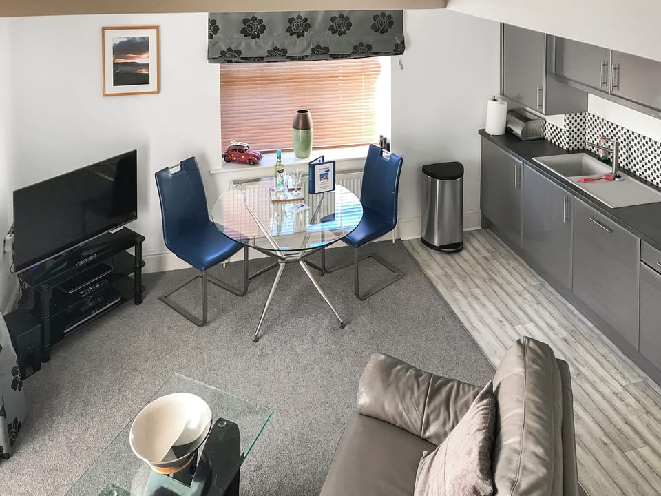 Open plan living space | The Honeymoon Suite - Wow Holidays, Woolacombe