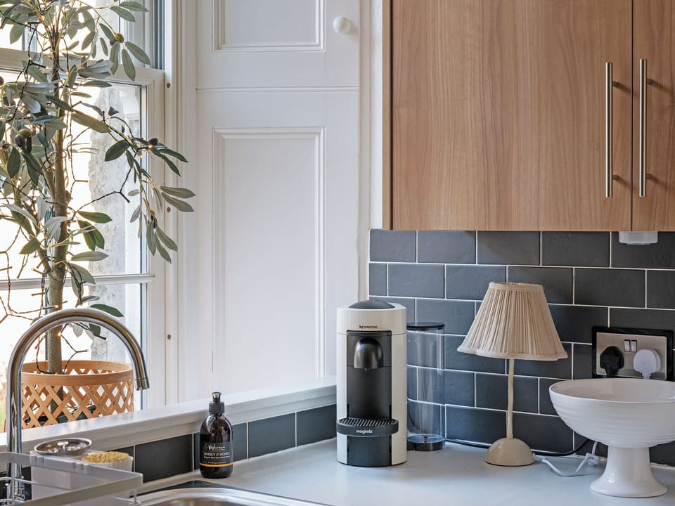 Kitchen | Lovely Little Let, Birnam