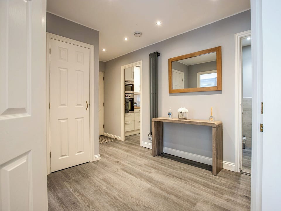 Hallway | The Larkin - Castle Mews, Oxford