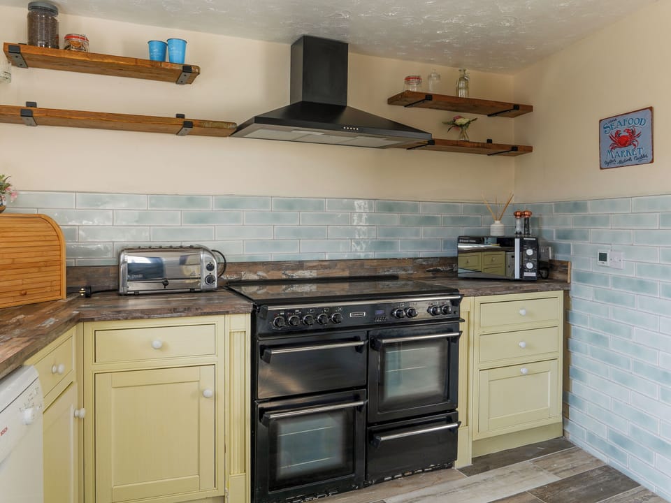 Kitchen | Belmont Villa, Ilfracombe