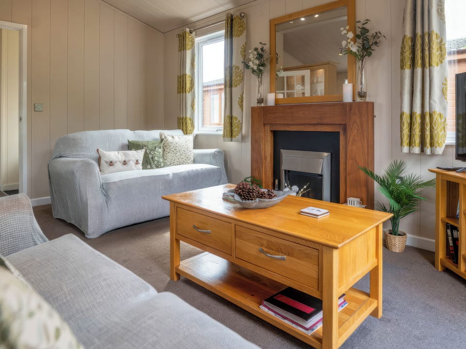 Living area | 6 Atlantic Crescent - Mullacott Retreats, Ilfracombe