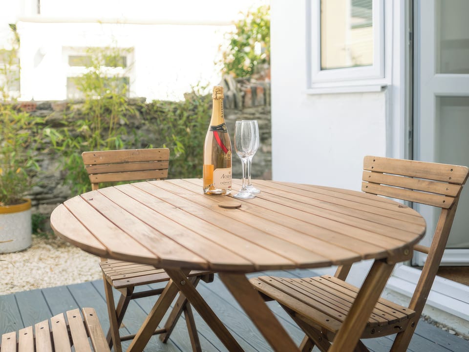 Sitting-out-area | Highfield House, Ilfracombe