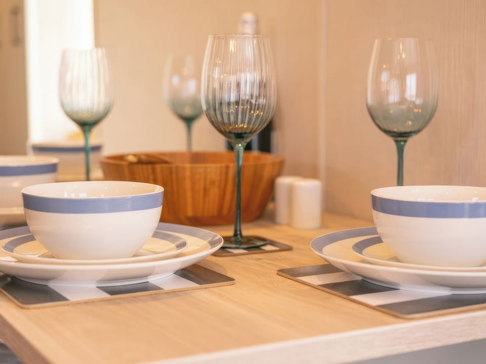 Dining Area | 18 Ocean Terrace - Mullacott Retreats, Ilfracombe