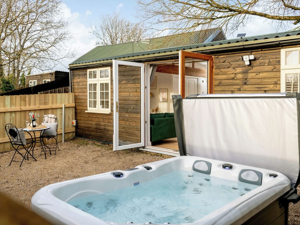 Hot tub | Stargaze - Downwood, Near Blandford Forum