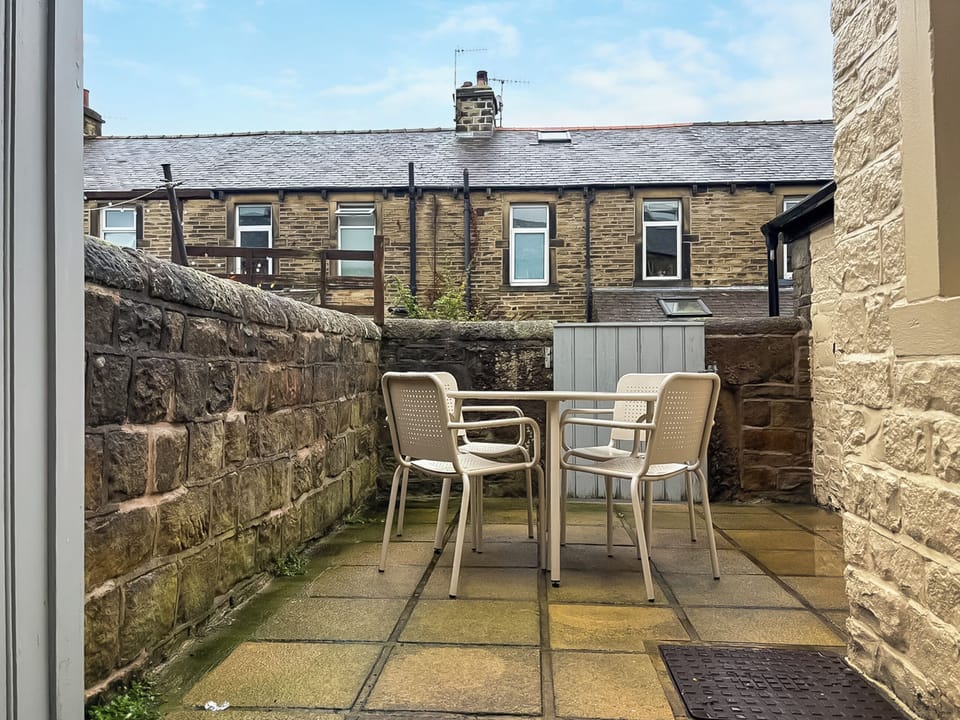 Sitting-out-area | Belle Vue, Skipton