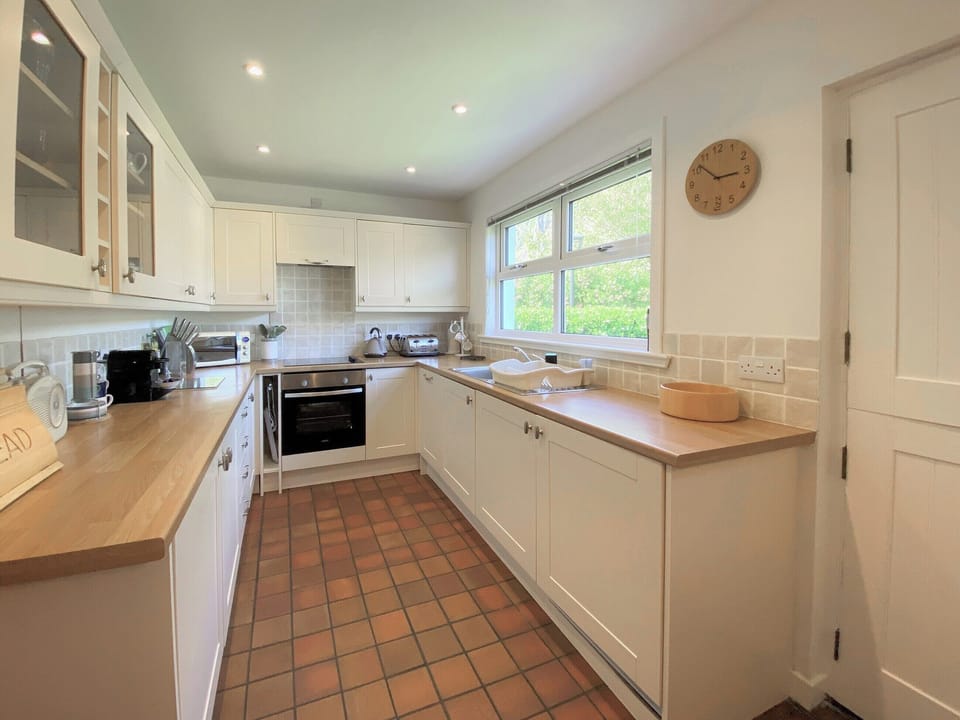 Kitchen | Rockpool Cottage - Tramway Cottages, Ellenabeich, Isle of Seil