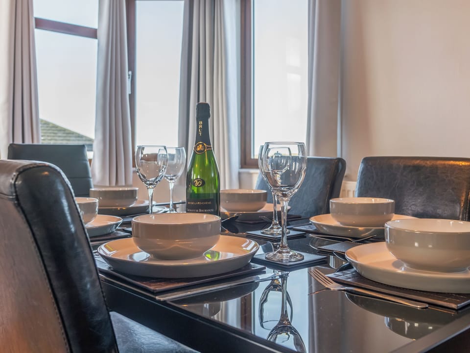 Open plan living space | Driftwood - Mullacott Retreats, Ilfracombe