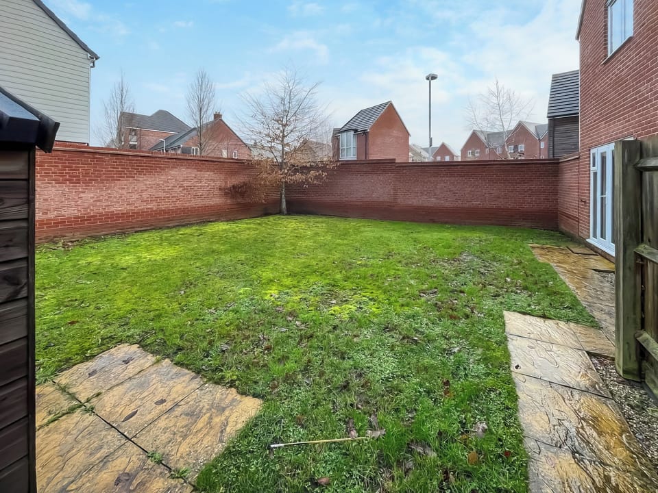 Garden | Evergreen House - Belleaire Property Management, Ashford