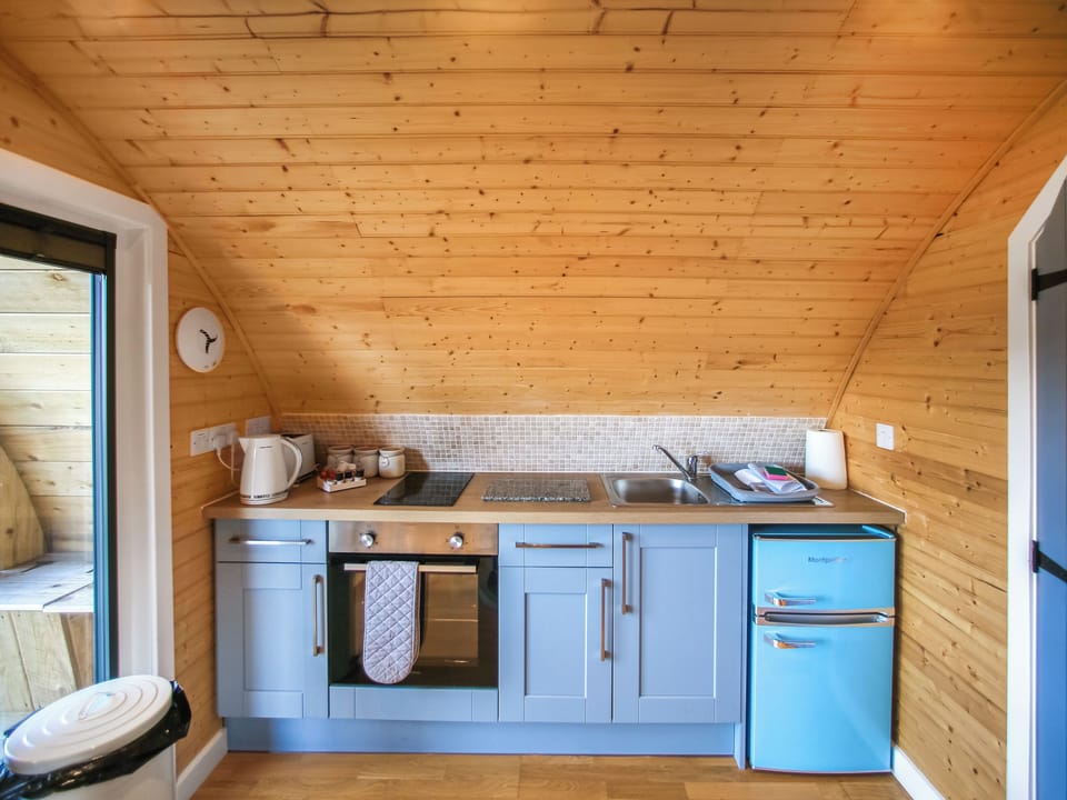Kitchen | Joey&rsquo;s Pod - Archaracle Pods, Archaracle