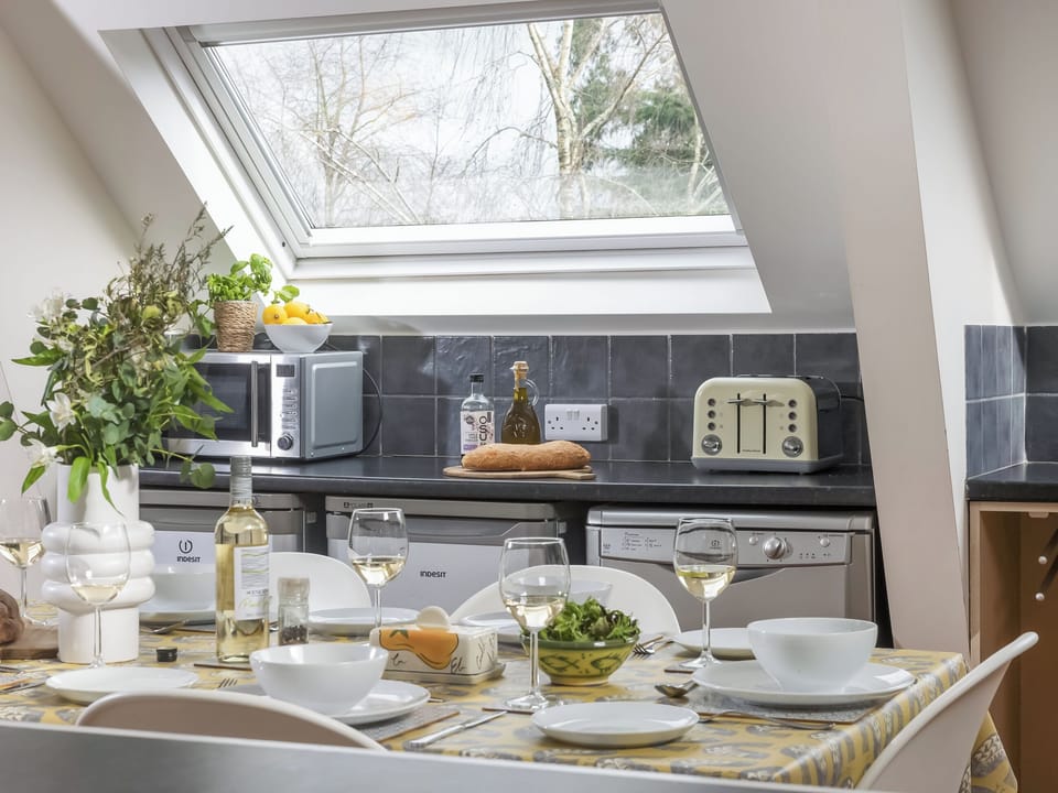 Open plan living space | Vine Lodge - Little Dunley Cottages, Bovey Tracey