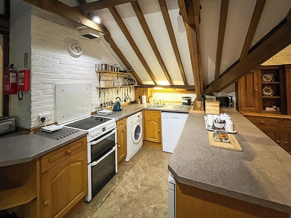 Kitchen | Granary - Brackenborough Hall Coach House, Louth
