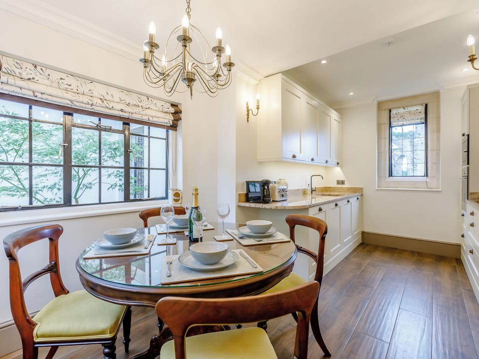 Kitchen/diner | Heron&rsquo;s Wood at Greyfriars - Greyfriars, Winchelsea