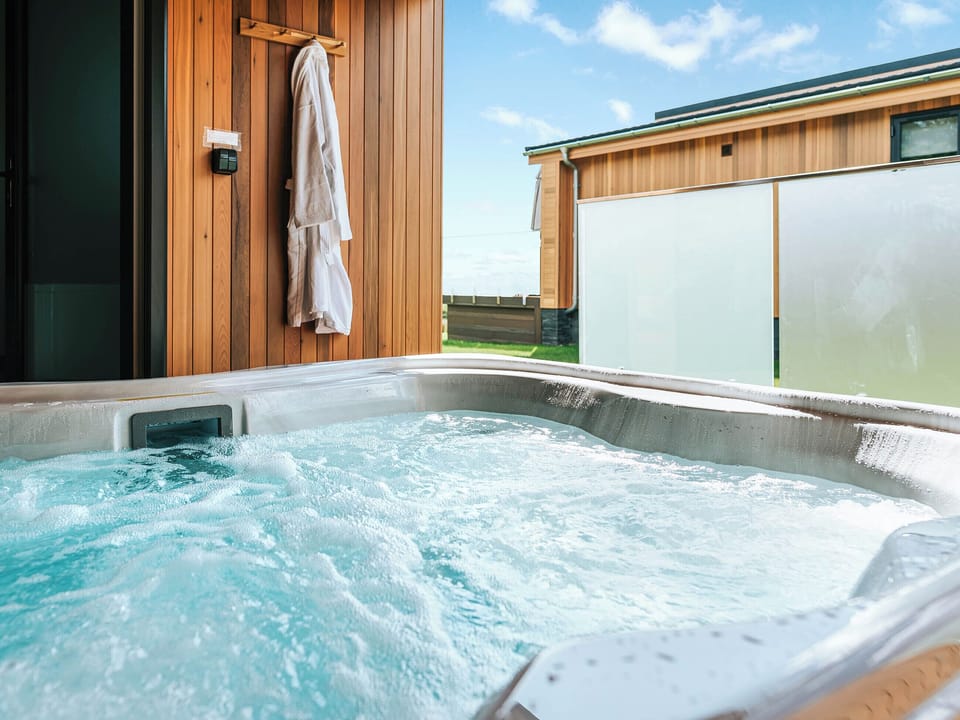 Hot tub | Rue - Bowland Retreat Lodges, Clitheroe