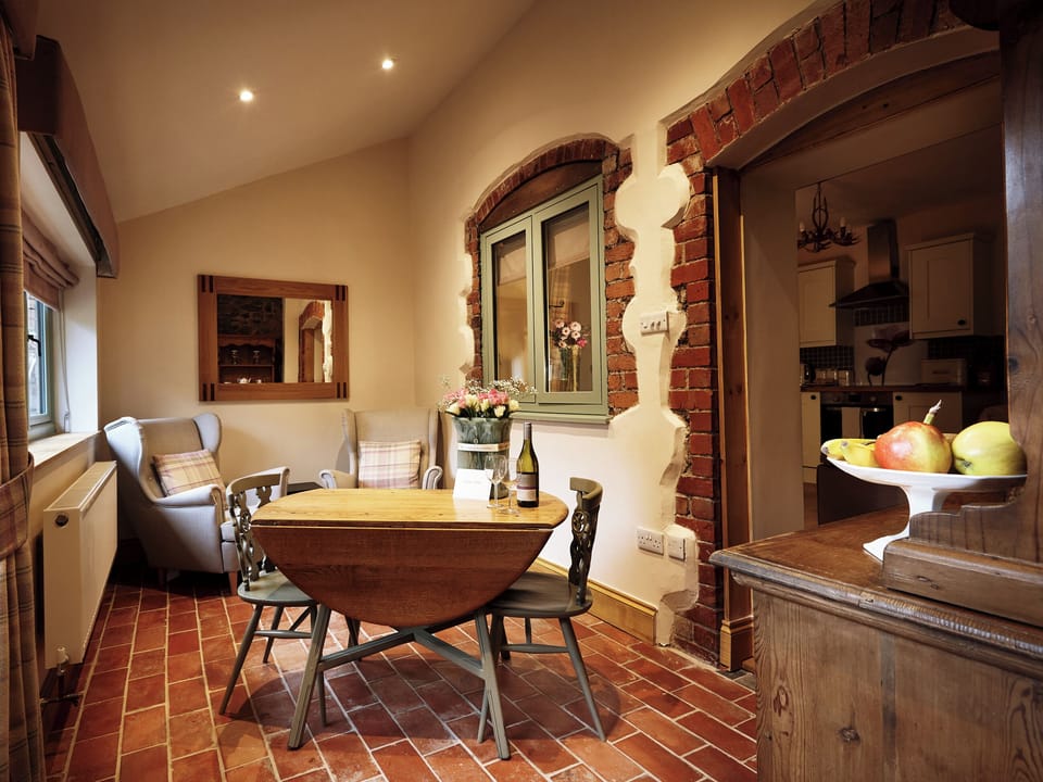 Dining Area | Rita&rsquo;s Retreat - The Beeches - The Beeches, Pulverbatch, near Shrewsbury