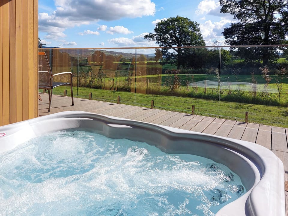 Hot tub | Marlow - Bowland Retreat Lodges, Clitheroe