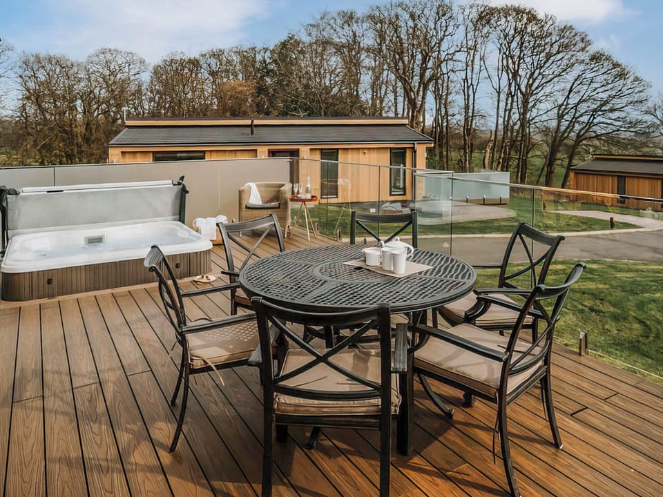 Sitting-out-area | Elmore - Bowland Retreat Lodges, Clitheroe