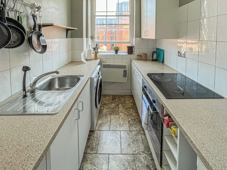Kitchen | Cave Street, Bristol