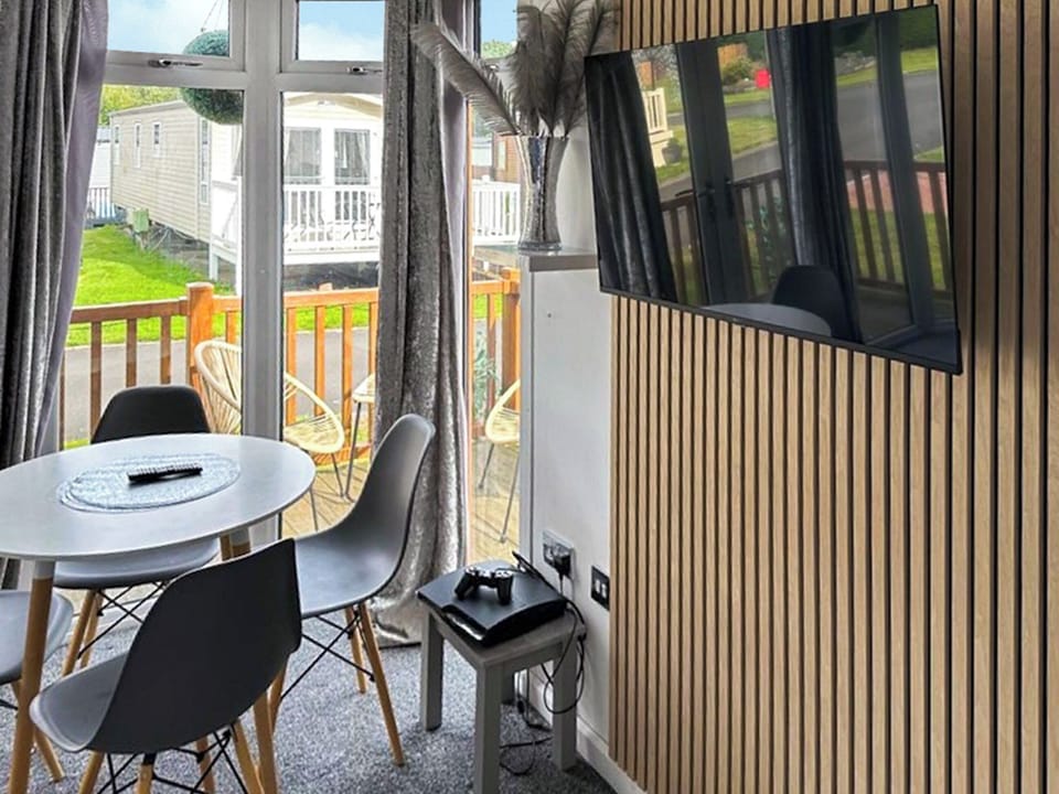 Open plan living space | Aspen Lodge - LMA Retreats, Morpeth