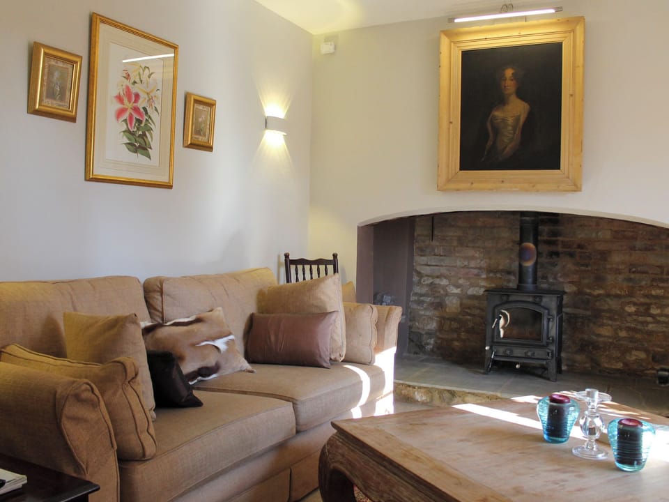 Living room | Tiesel Cottage, Near Cheltenham
