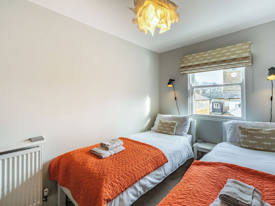 Twin bedroom | Falstaff House - Alnwick Cottages, Alnwick