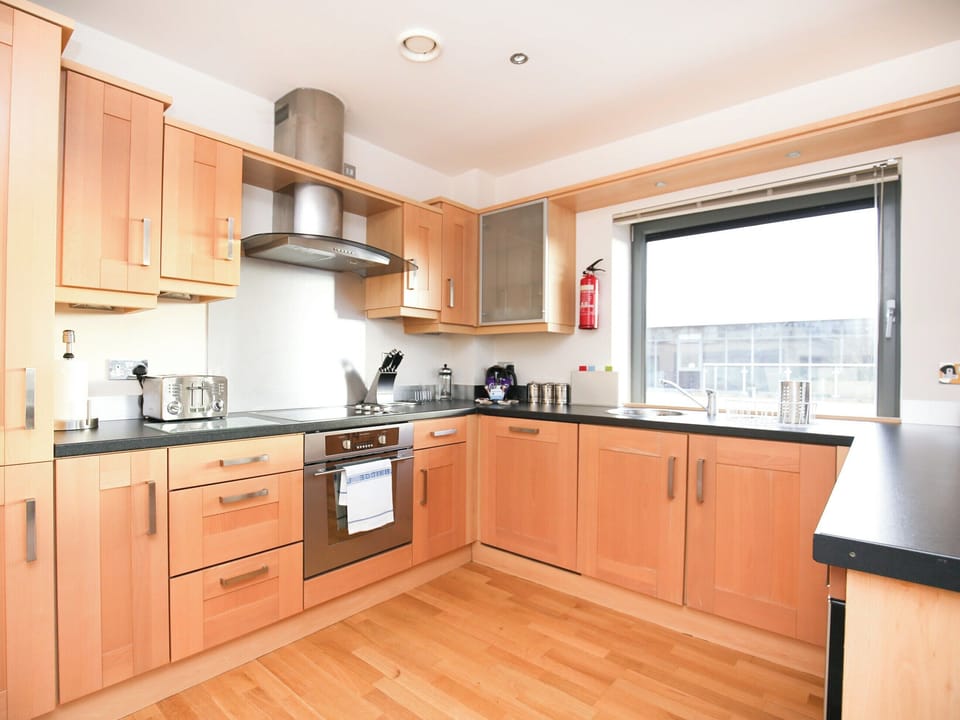Kitchen | Fenwick Chambers 83, Newcastle upon Tyne