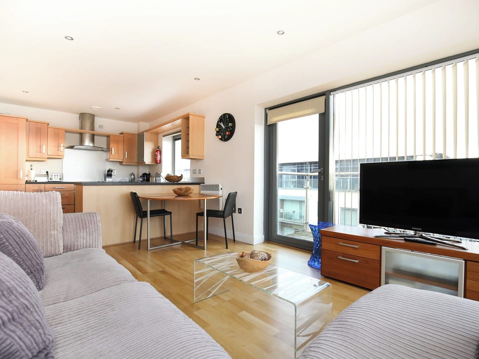 Open plan living space | Fenwick Chambers 83, Newcastle upon Tyne