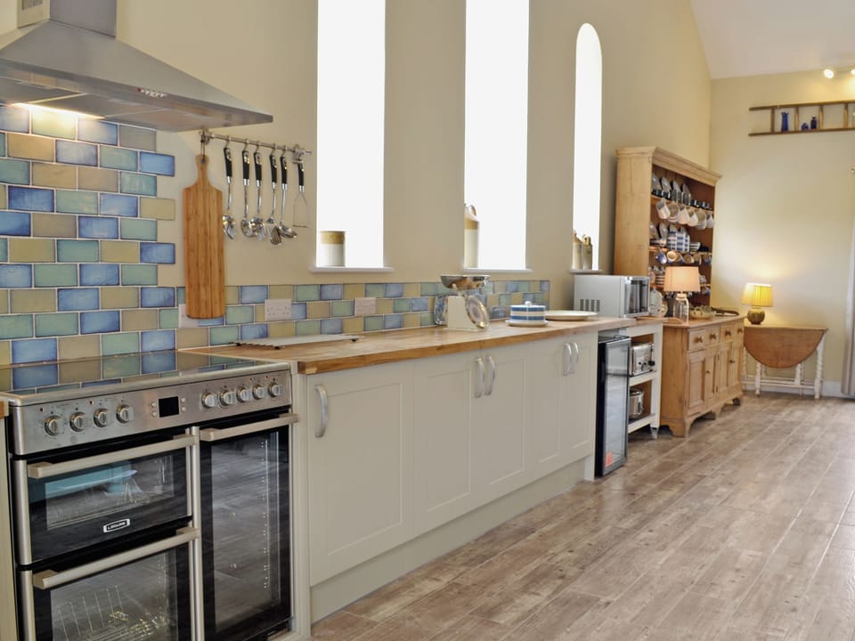 Open plan living/dining room/kitchen | The Old Cow Shed, Kidwelly