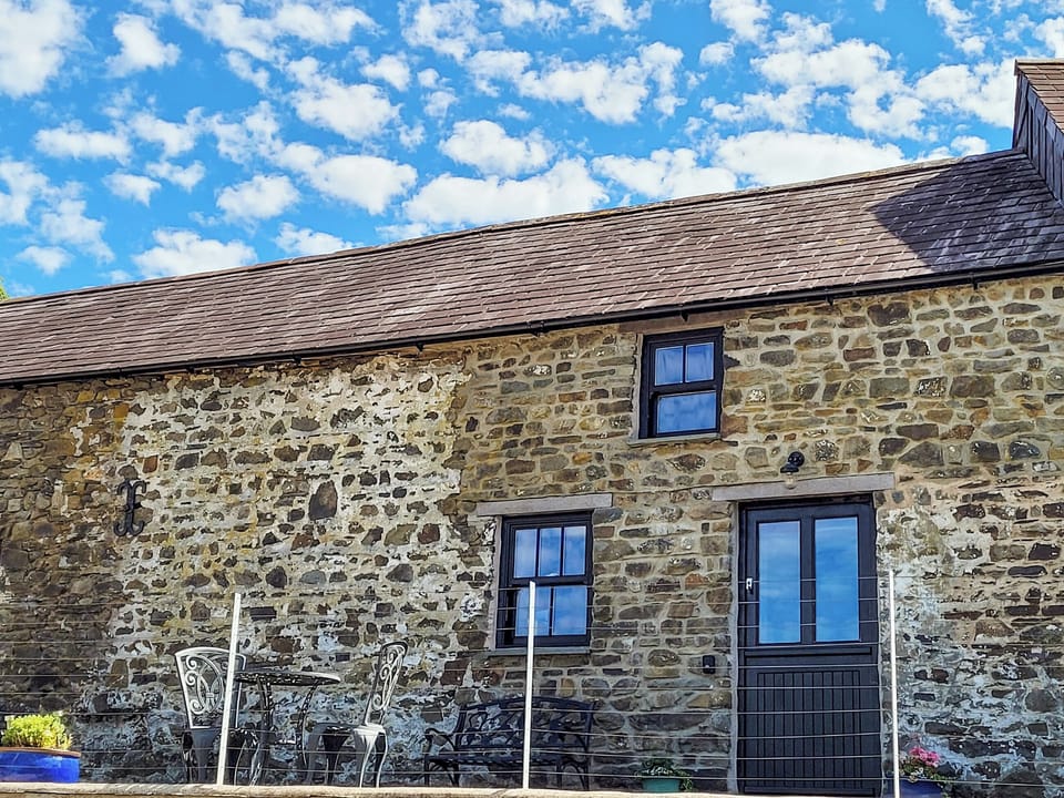 Exterior | Snuggle Cottage - Dolgoy Cottages, Llangrannog