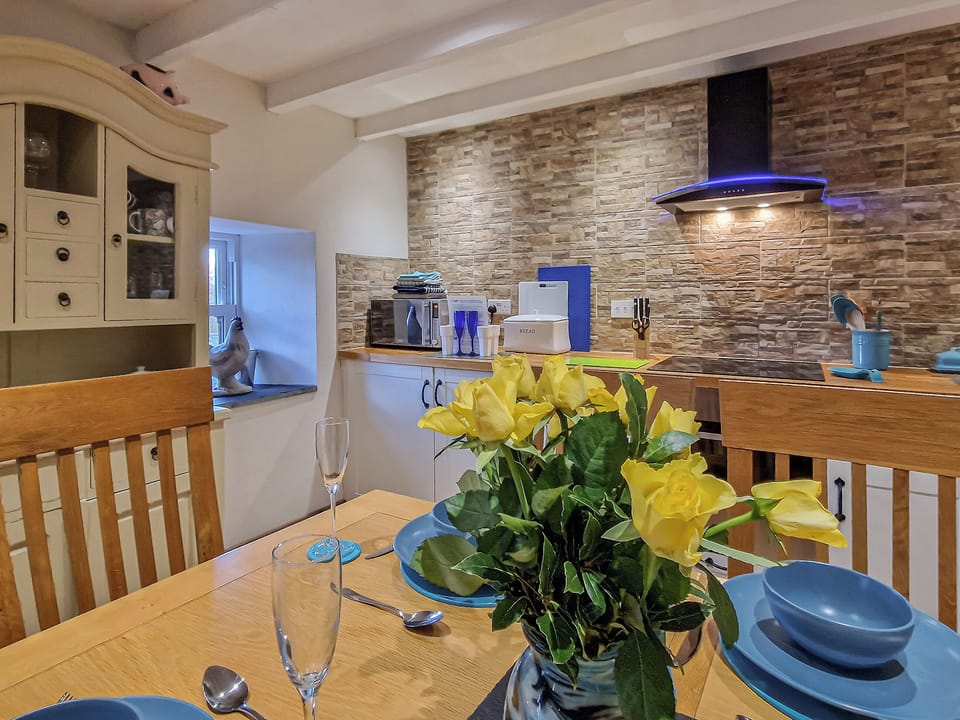 Dining Area | Ponycob Cottage - Dolgoy Cottages, Llangrannog