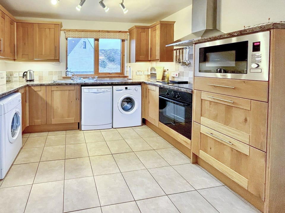 Kitchen | Myrtle Cottage - Cathair Dhubh Estate, Clachtoll, near Lochinver