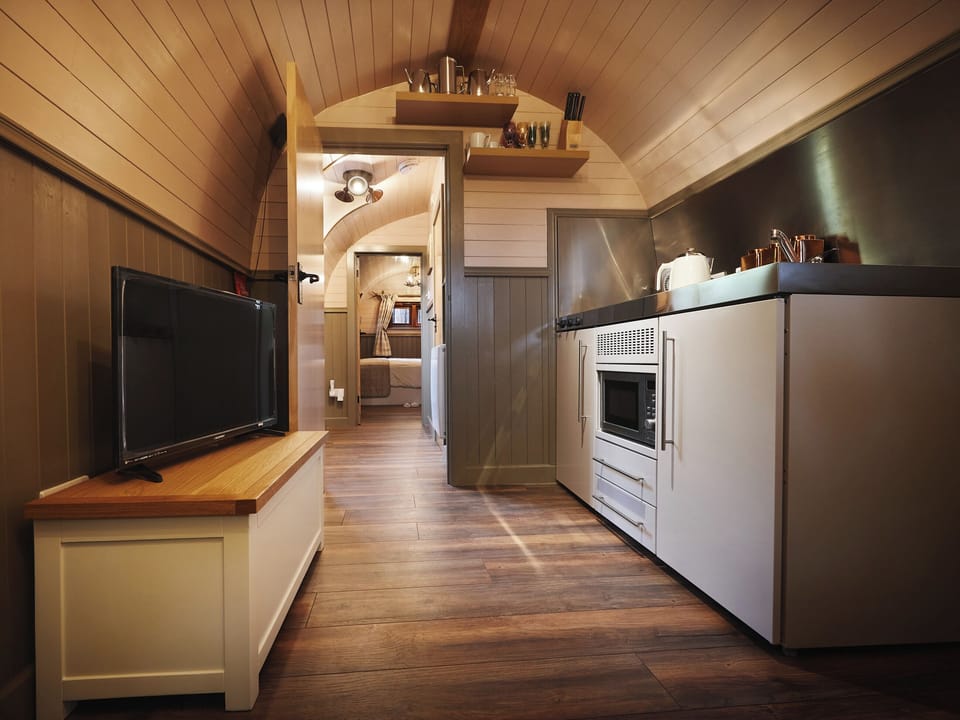 Open plan living space | Mary&rsquo;s Croft - The Beeches - The Beeches, Pulverbatch, near Shrewsbury
