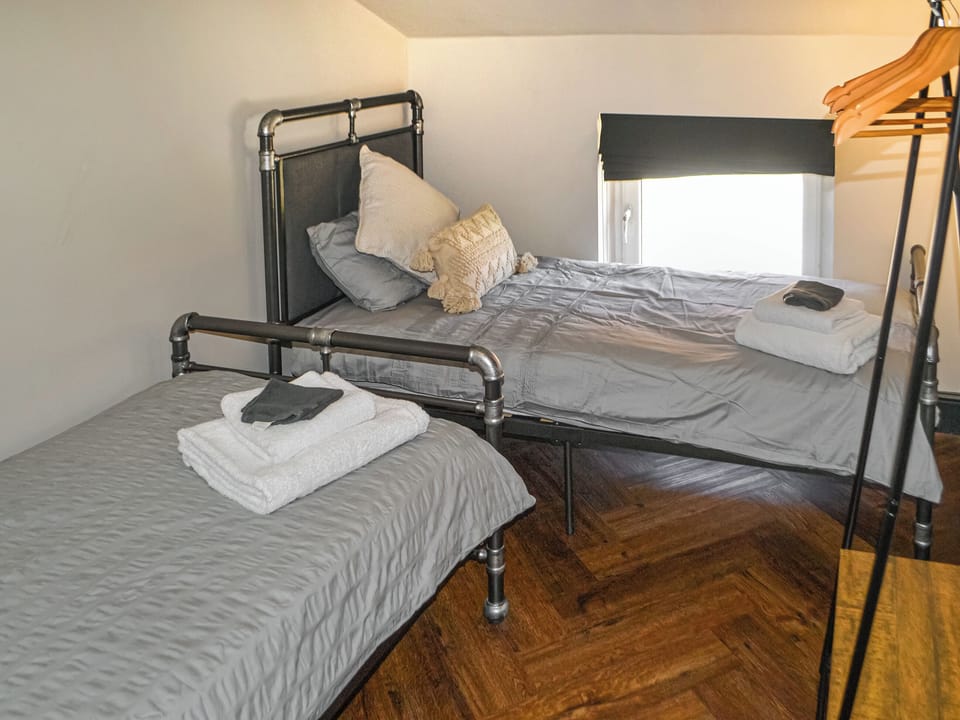 Twin bedroom | Silver Cottage, Morpeth