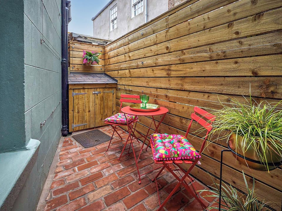 Sitting-out-area | Jungle Nook, Berwick Upon Tweed
