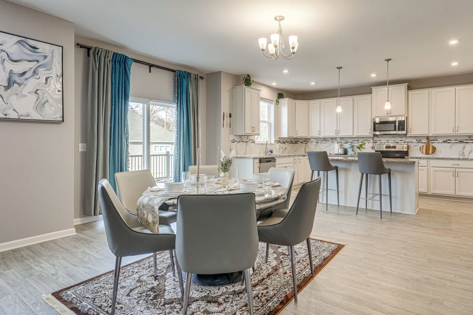 Dining Area | 1st Floor