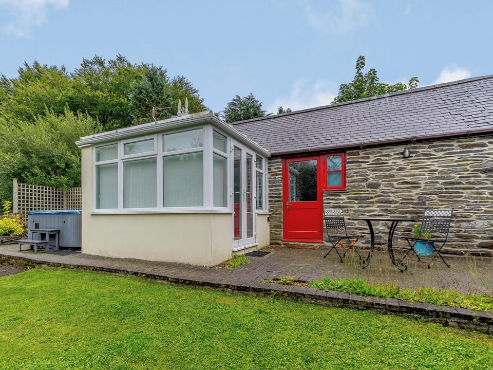 Exterior | Ivy Cottage - Wellstone Cottages, Llanfyrnach