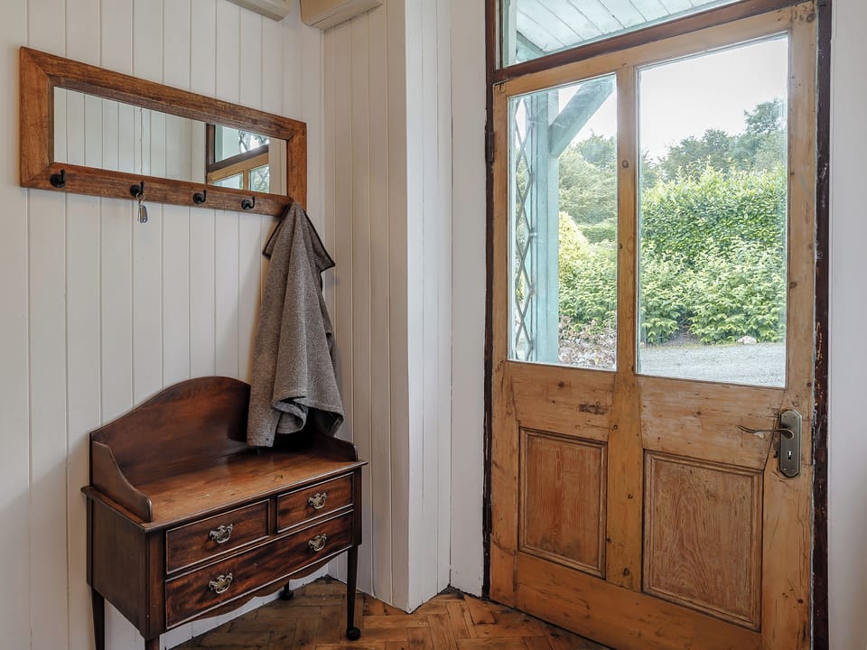 Hallway | Jasmine Cottage - Wellstone Cottages, Llanfyrnach
