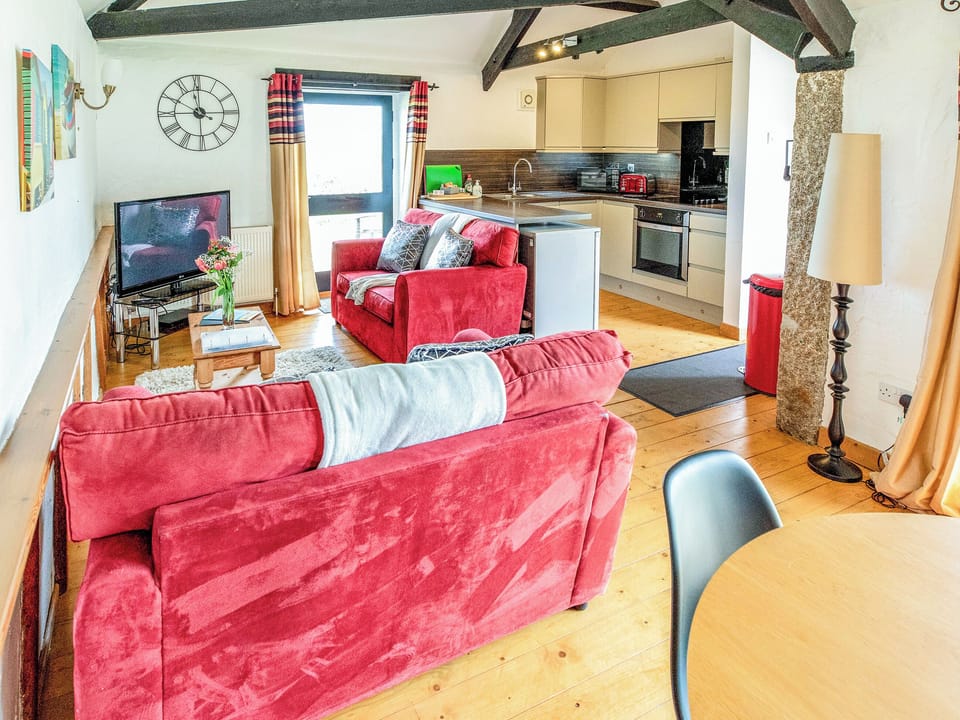 Open plan living space | Braddon - Treworgie Barton Cottages, Crackington Haven