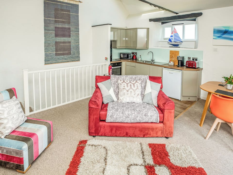 Open plan living space | Butterwell - Treworgie Barton Cottages, Crackington Haven