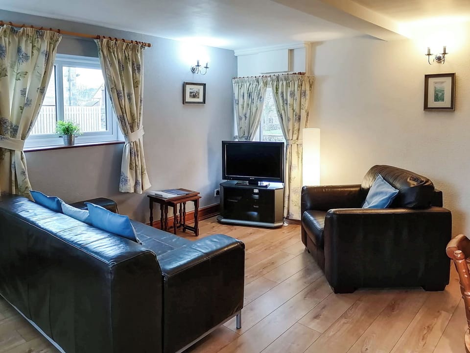 Open plan living space | Millstone - Cotterill Farm, Biggin by Hartington, near Buxton