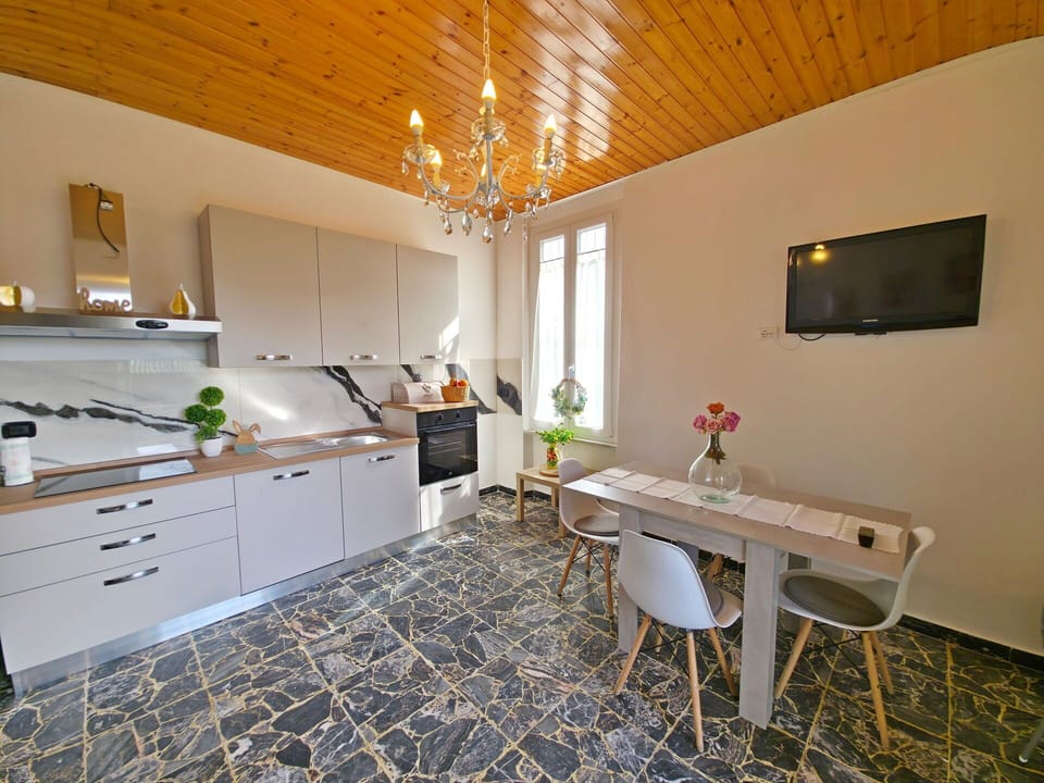 Kitchen, Living Room