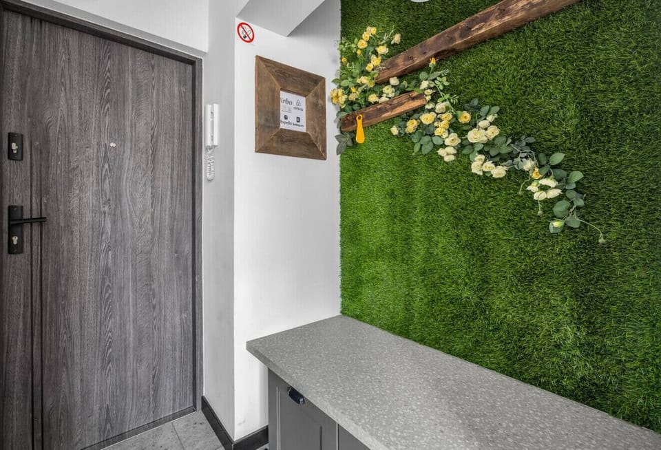 Cozy and Well Located Studio in Warsaw, Perfect for Couples | Book Now with RENTUJEMY