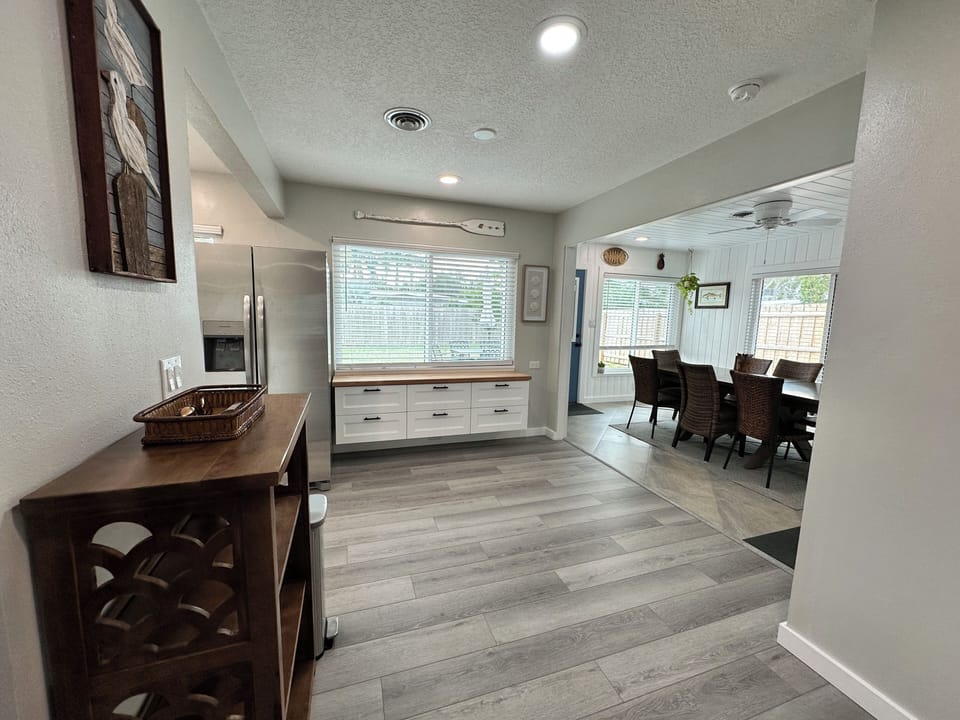 Bright and open floor plan