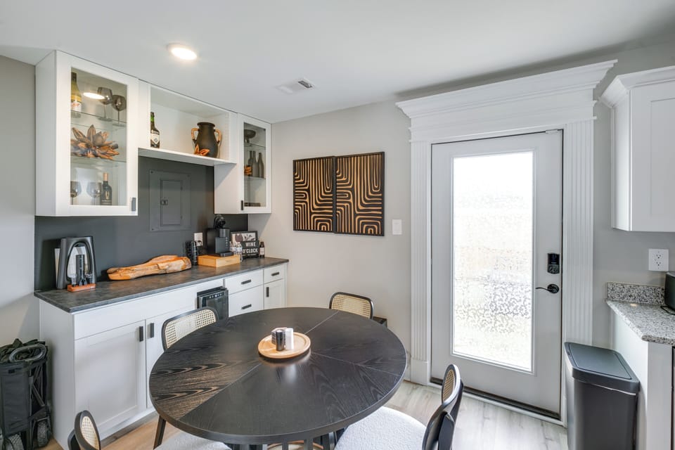 Dining Area | 1st Floor