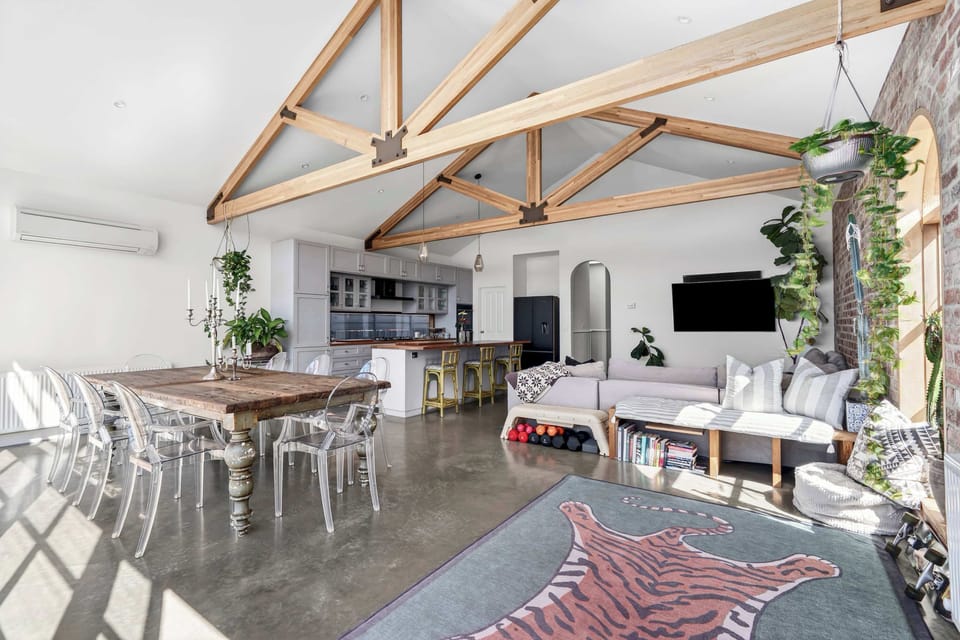 Large open plan Living, Dining & Kitchen space