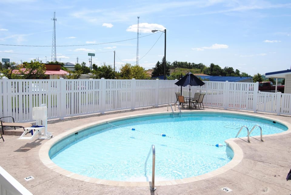 Seasonal Pool - Opens in May