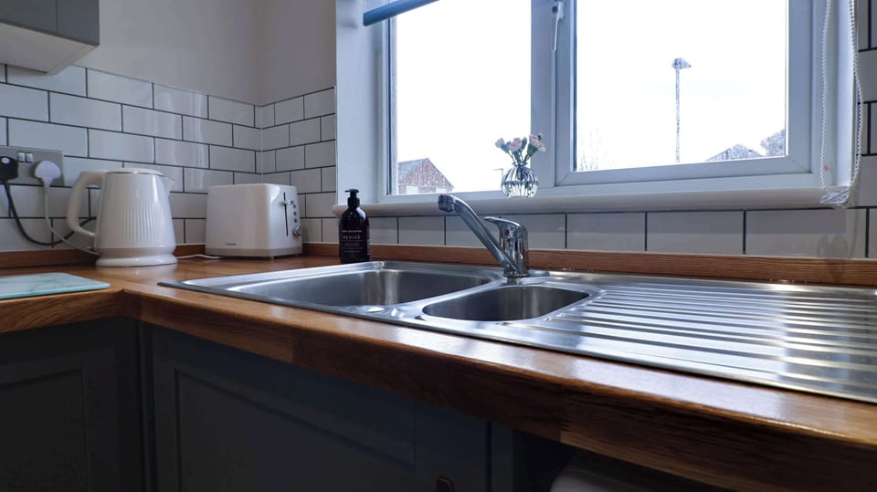 Everything you need is ready to go, from the kettle for morning coffee to the toaster for a quick breakfast.